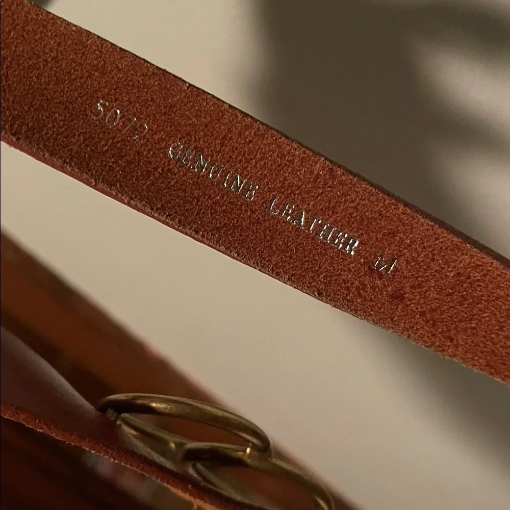 Most Wanted USA Inc Brown Leather Belt with Double Circle Brass Buckle Sz M - Picture 2 of 2